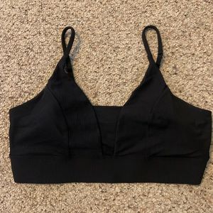 Old Navy Active PowerSoft Light Support Sports Bra